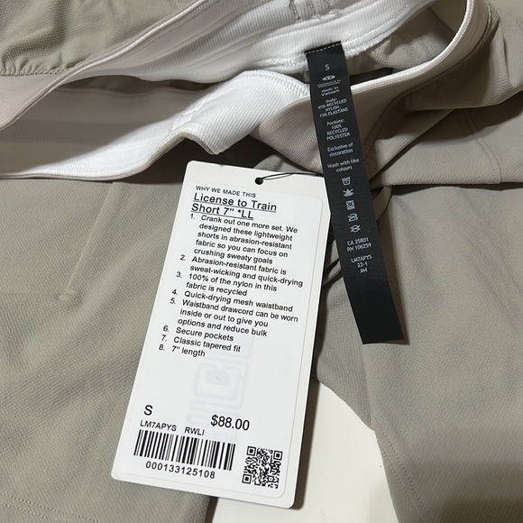 Lululemon License to Train Short 7” LL - Picture 4 of 5